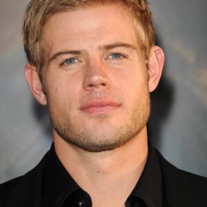 تصویر هنرمند Trevor Donovan
