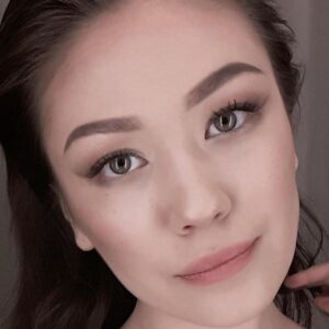 تصویر هنرمند Asel Tyutyubaeva