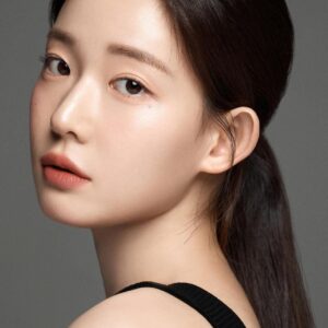 تصویر هنرمند Choi Yoon-ji