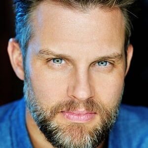 تصویر هنرمند Travis Schuldt