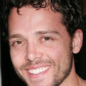 تصویر هنرمند Nick Mennell