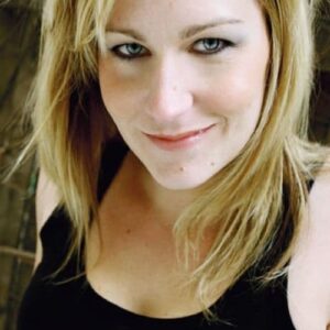 تصویر هنرمند Samantha MacIvor