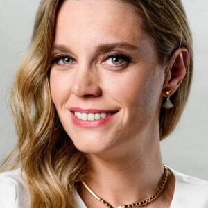 تصویر هنرمند Carolina Bang