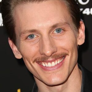 تصویر هنرمند James Landry Hébert