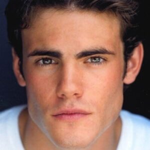 تصویر هنرمند Micah Alberti