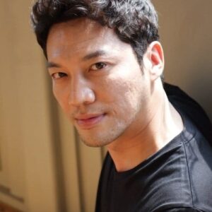 تصویر هنرمند Moon Jong-won