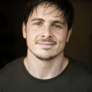 تصویر هنرمند Noah Kershisnik