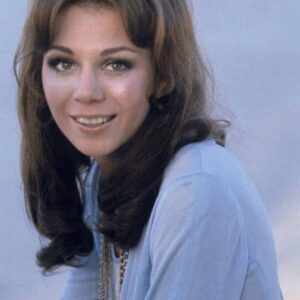 تصویر هنرمند Kathryn Leigh Scott