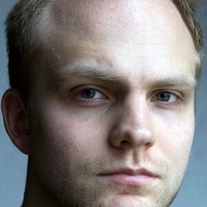 تصویر هنرمند Kirill Papin