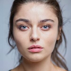 تصویر هنرمند Ayça Ayşin Turan