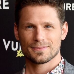 تصویر هنرمند Matt Lauria