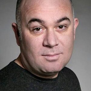 تصویر هنرمند Güven Kıraç