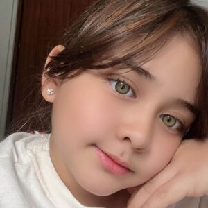 تصویر هنرمند Ciara Nadine Brosnan