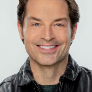 تصویر هنرمند Brennan Elliott