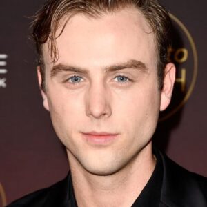 تصویر هنرمند Sterling Beaumon