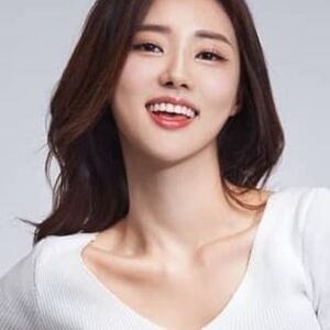 تصویر هنرمند Hwang Mi-na