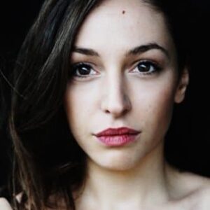 تصویر هنرمند Lucie Aron