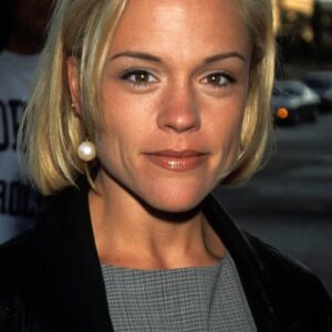 تصویر هنرمند Christine Elise