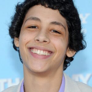 تصویر هنرمند Justin Weaver