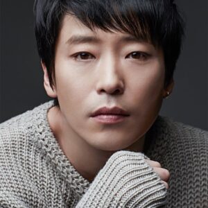 تصویر هنرمند Uhm Ki-joon