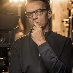 تصویر هنرمند Michael Robison