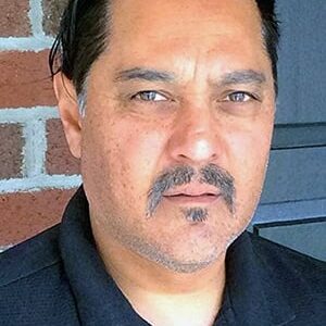 تصویر هنرمند Toby Holguin