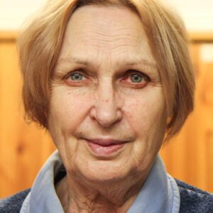 تصویر هنرمند Luule Komissarov