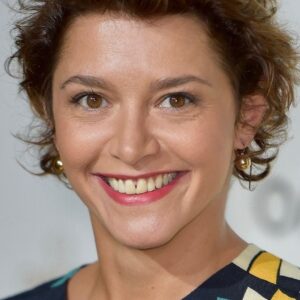 تصویر هنرمند Emma de Caunes