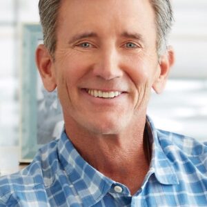 تصویر هنرمند Matt McCoy