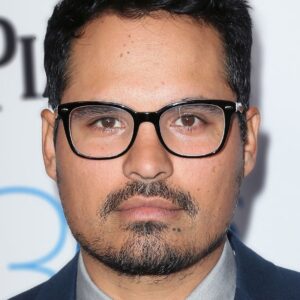تصویر هنرمند Michael Peña