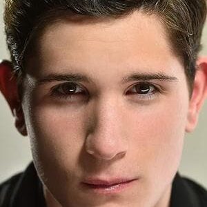 تصویر هنرمند Peyton Wich