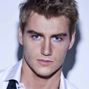 تصویر هنرمند Alex Sparrow