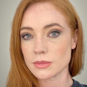 تصویر هنرمند Jenna Dover