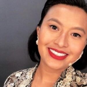 تصویر هنرمند Nabila Huda