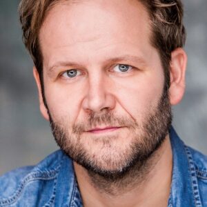 تصویر هنرمند Evan Buliung