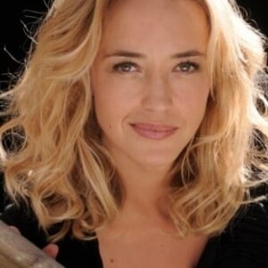 تصویر هنرمند Hélène de Fougerolles