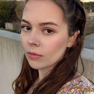 تصویر هنرمند Emily Koschella