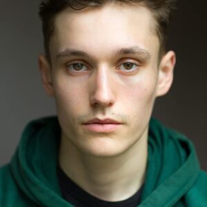 تصویر هنرمند Hector Hewer