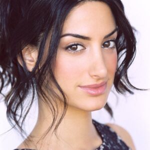 تصویر هنرمند Ayden Mayeri