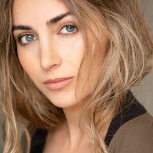 تصویر هنرمند Emelia Hartford