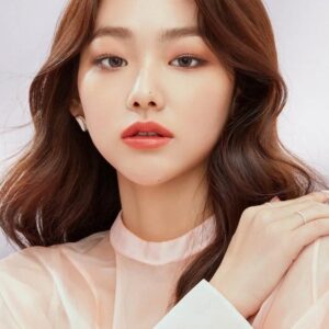 تصویر هنرمند Kang Mi-na