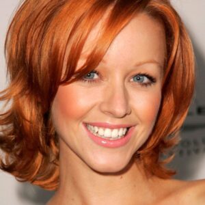 تصویر هنرمند Lindy Booth