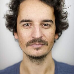 تصویر هنرمند Chris Leaney