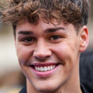 تصویر هنرمند Noah Beck