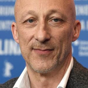 تصویر هنرمند Oliver Hirschbiegel