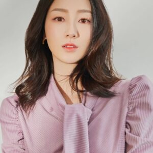 تصویر هنرمند Ye Qing