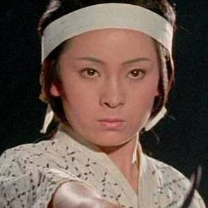 تصویر هنرمند Michi Azuma