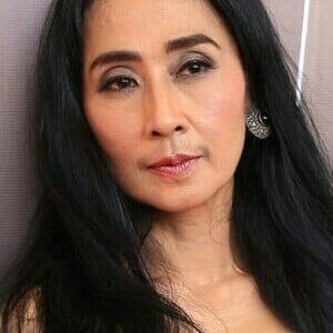 تصویر هنرمند Ayu Laksmi