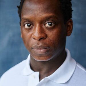 تصویر هنرمند Kobna Holdbrook-Smith