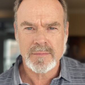 تصویر هنرمند Jason Saucier